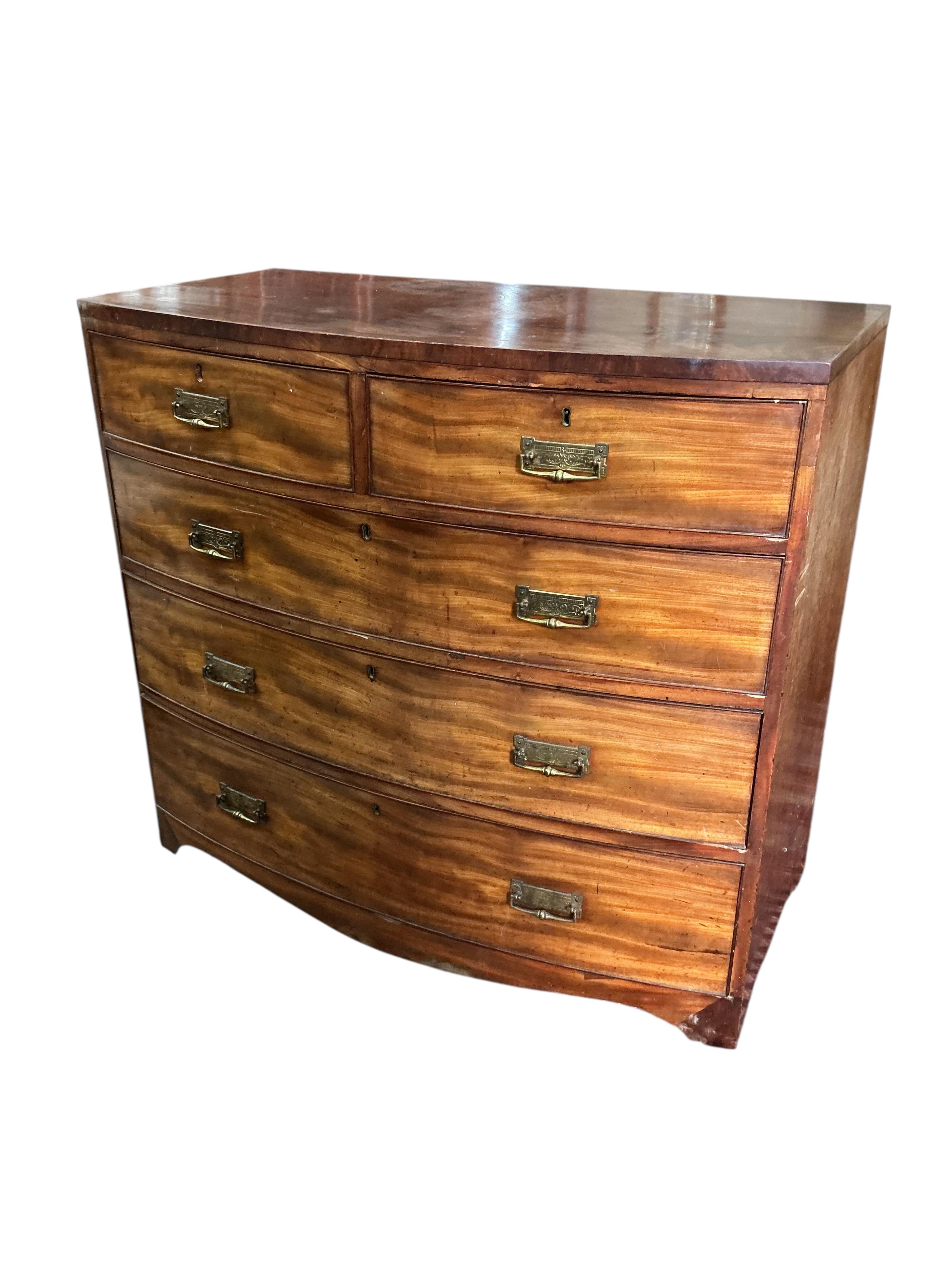 A Regency mahogany bowfront chest, width 105cm, depth 53cm, height 95cm